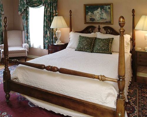 Montague Inn Сагино Экстерьер фото