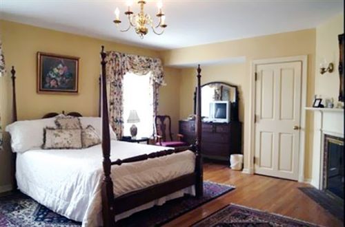 Montague Inn Сагино Экстерьер фото