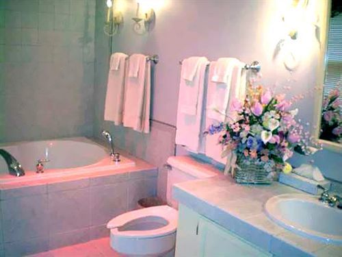 Montague Inn Сагино Экстерьер фото