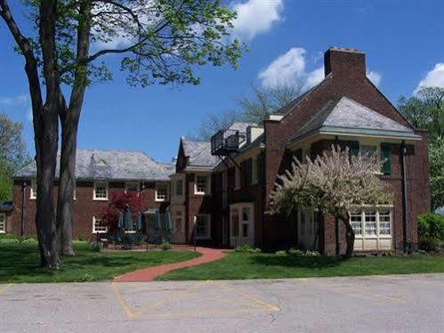 Montague Inn Сагино Экстерьер фото
